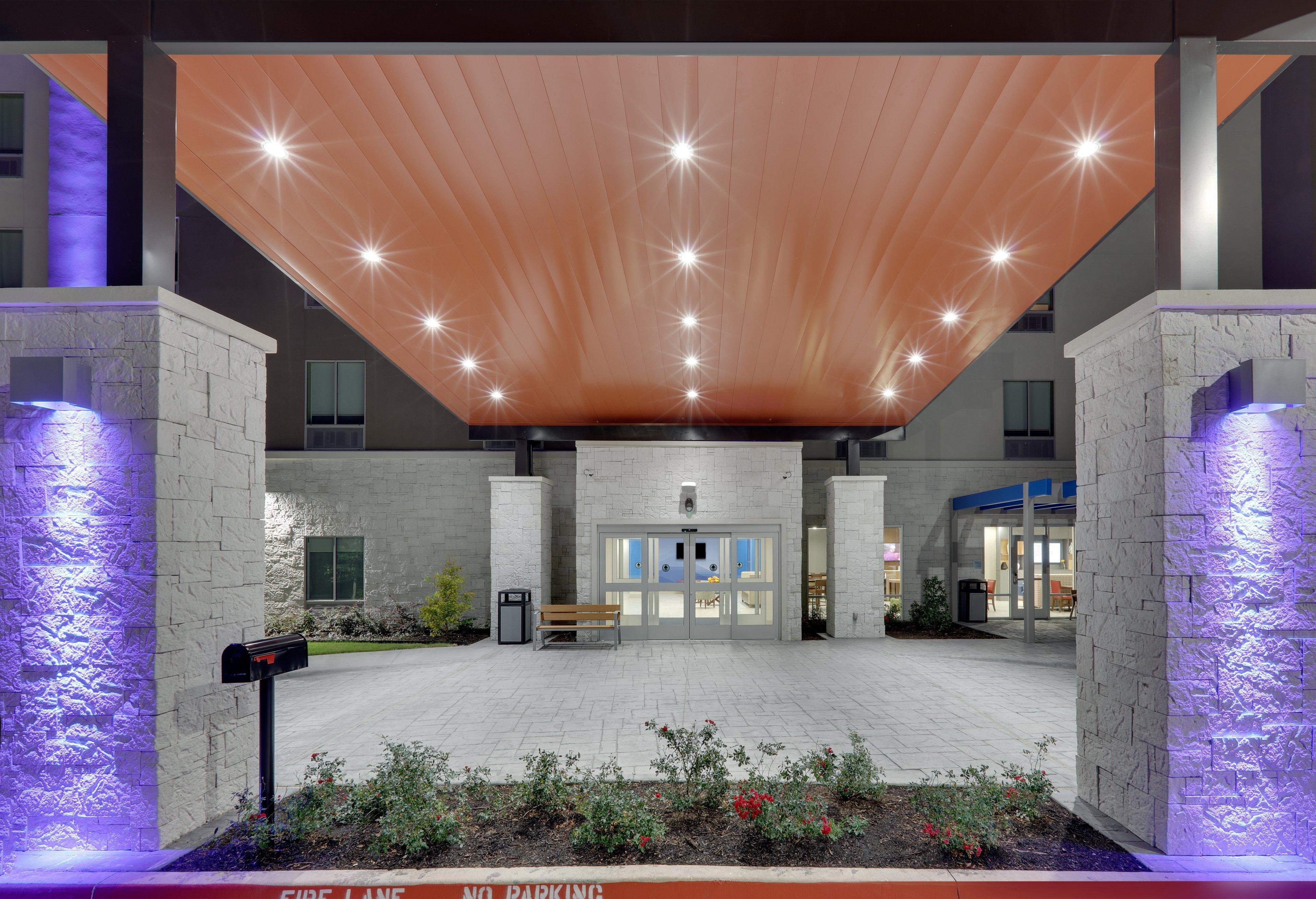 Holiday Inn Express & Suites - Plano - The Colony By Ihg Εξωτερικό φωτογραφία